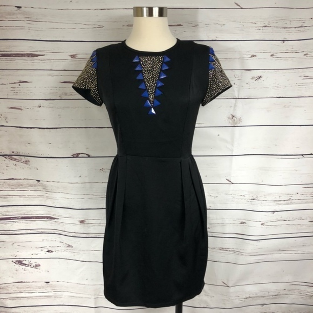 Quinn Black‎ Jewel Dress